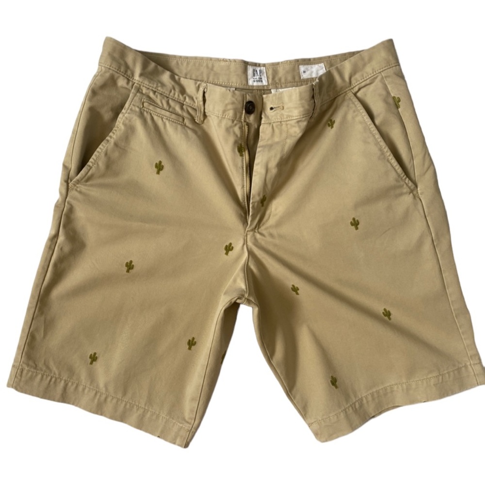 🌵GAP CACTUS EMBROIDERED KHAKI‎ SHORTS